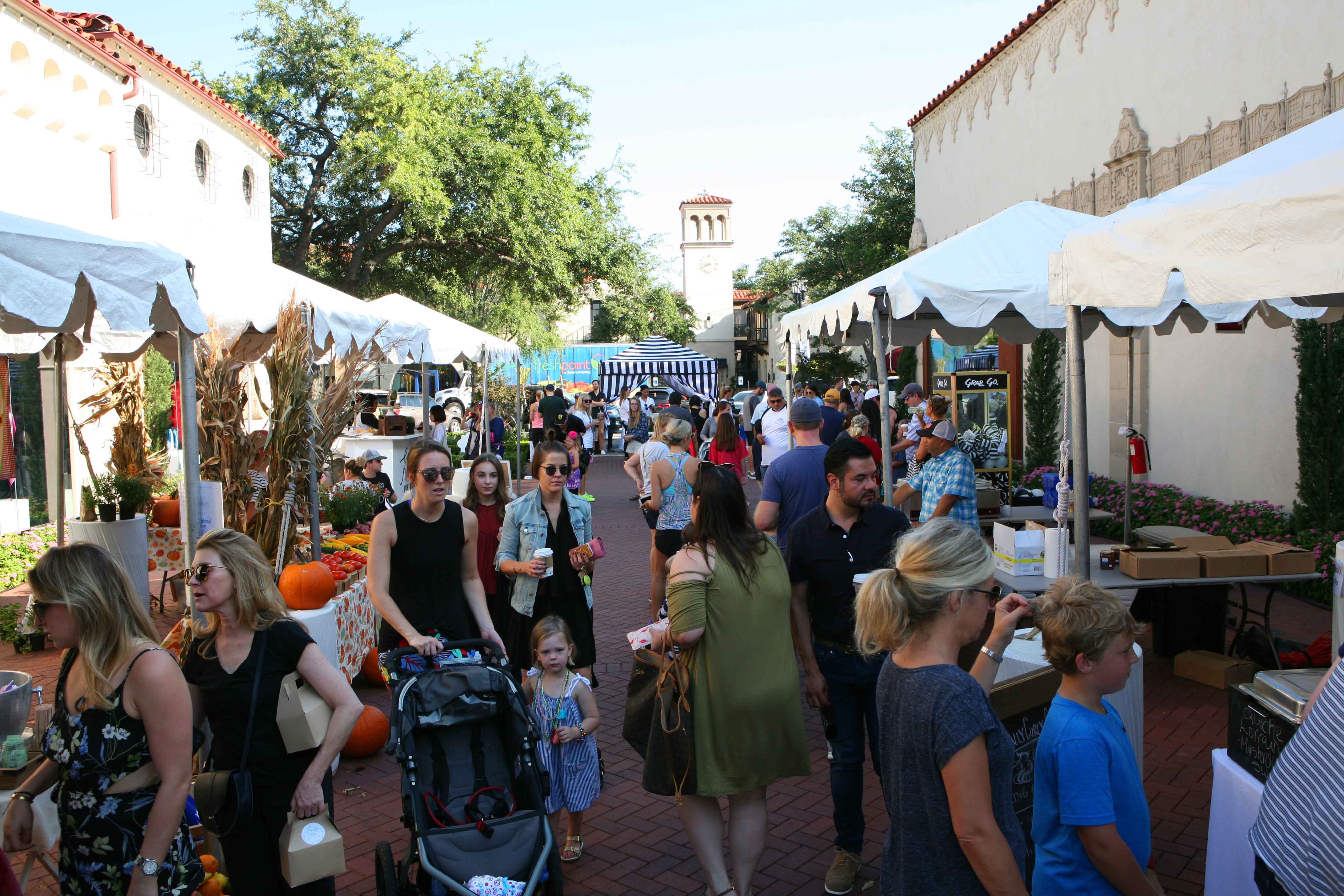 Guests explore the LOCAL vendors and activities. 
